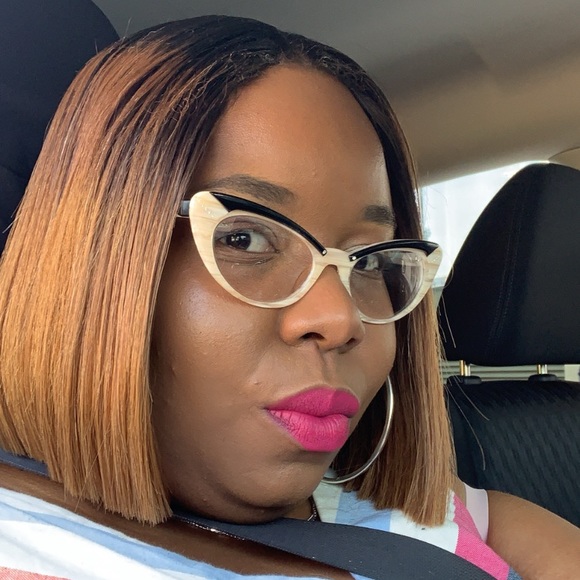 Meet your Posher, Tamara - Picture 4 of 8